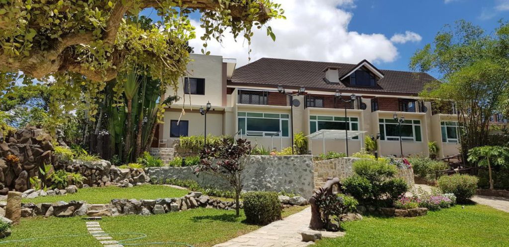 Lakeview Suites